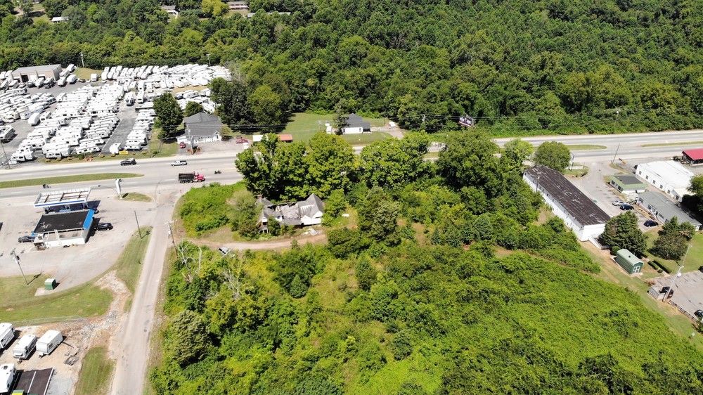 Airport Hwy Acreage: 4304 Airport Hwy, Louisville, TN 37777